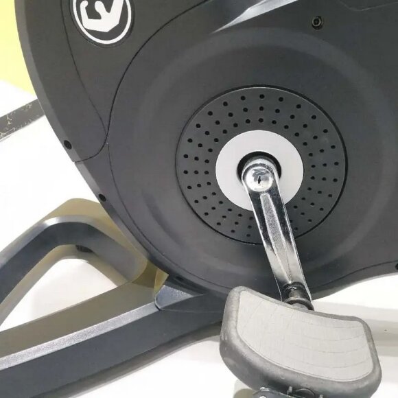 Велотренажер вертикальный Insight Fitness EB8600 Велотренажер вертикальный Insight Fitness EB8600