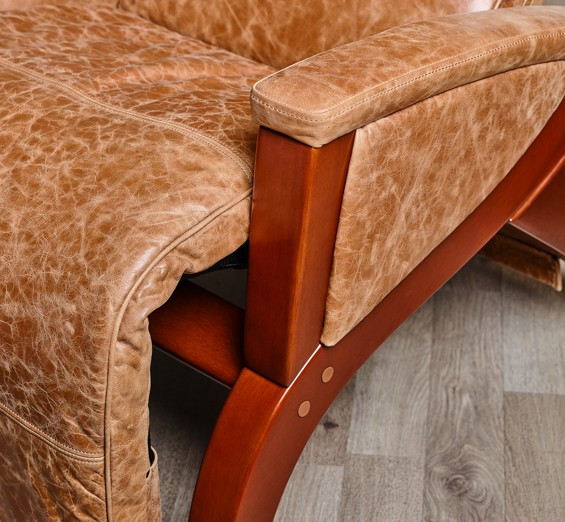 Массажное кресло Ogawa Cosmic Odyssey light brown Массажное кресло Ogawa Cosmic Odyssey light brown